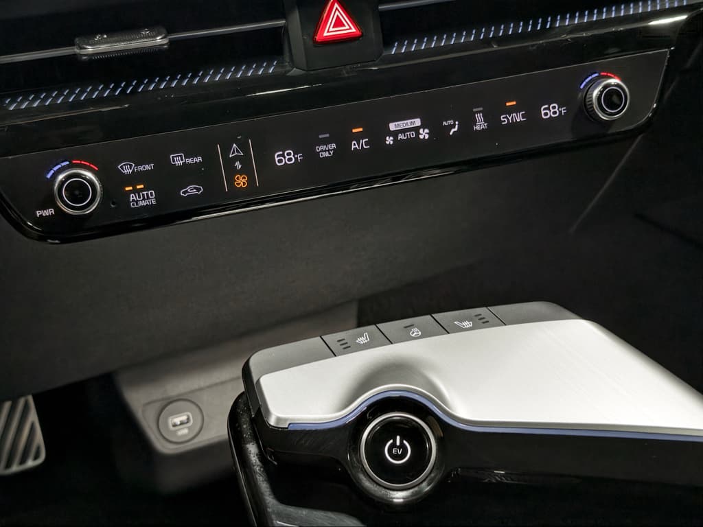 2023 Kia EV6 view 15