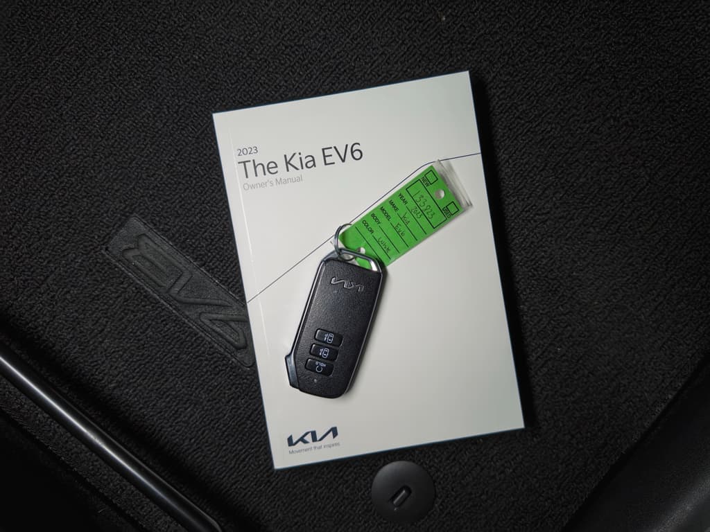 2023 Kia EV6 view 24