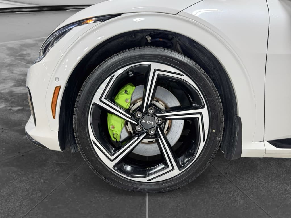 2023 Kia EV6 view 32