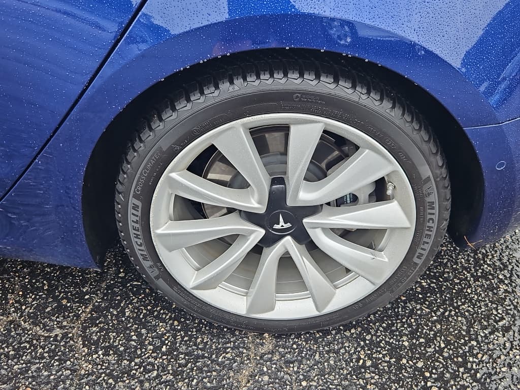 2018 Tesla Model 3 view 27