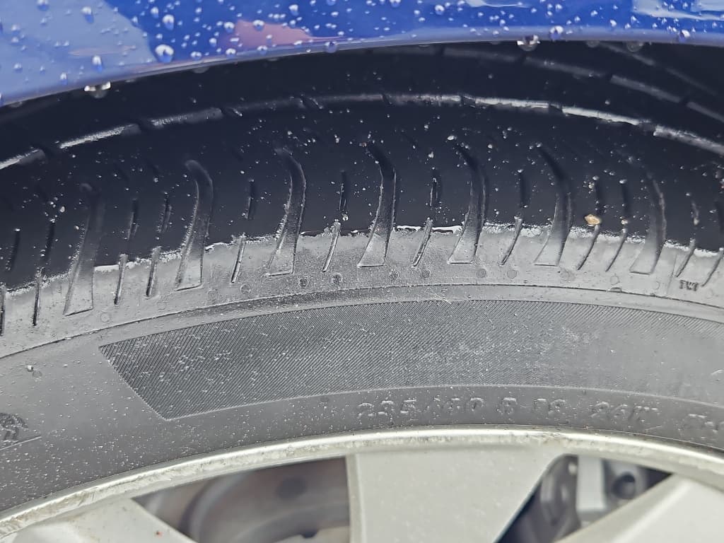 2018 Tesla Model 3 view 26