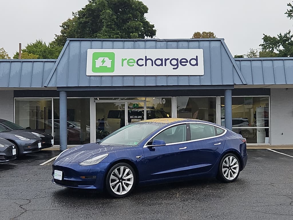 2018 Tesla Model 3 view 1