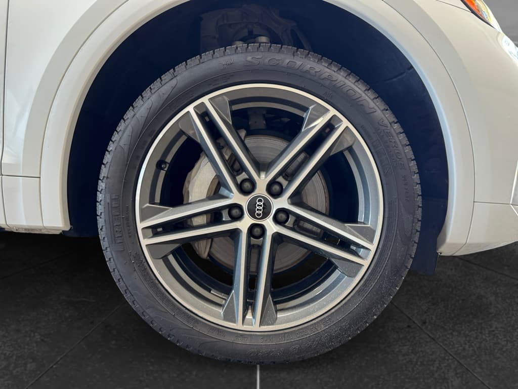 2021 Audi Q5 e view 33