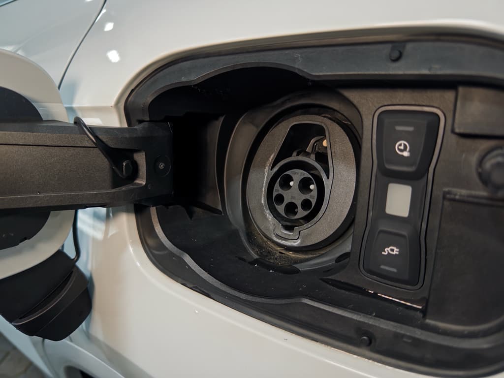 2021 Audi Q5 e view 5
