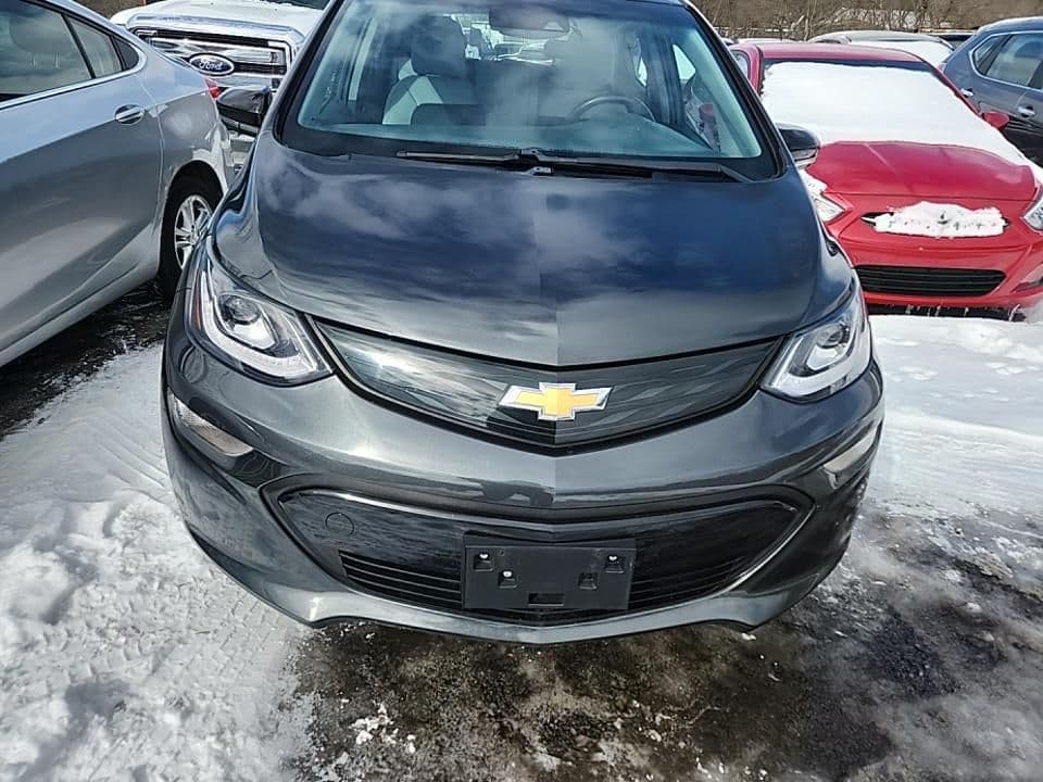 2019 Chevrolet Bolt EV view 2