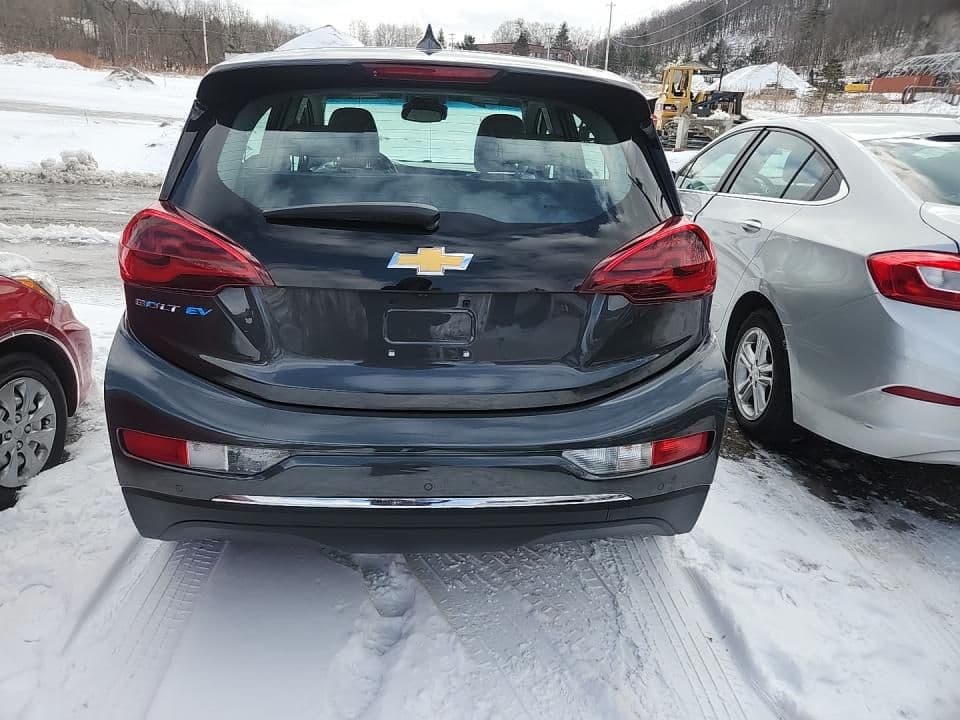 2019 Chevrolet Bolt EV view 5