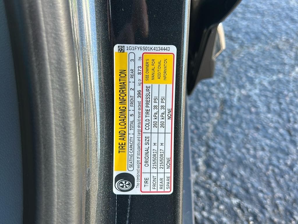 2019 Chevrolet Bolt EV view 20