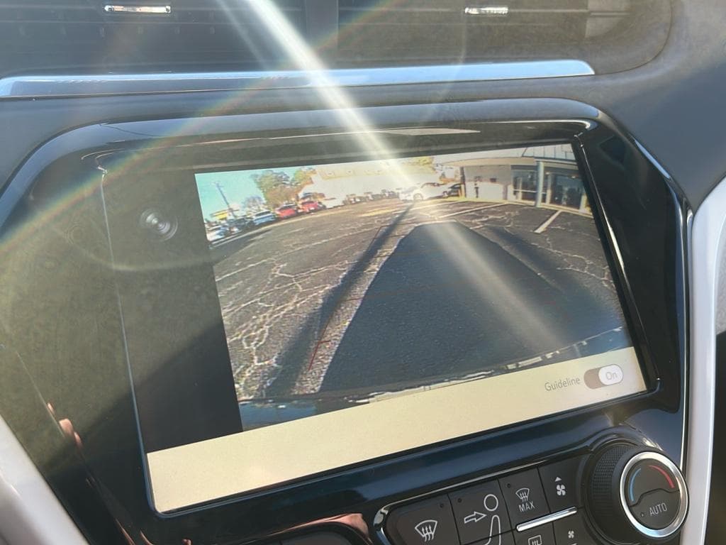 2019 Chevrolet Bolt EV view 11