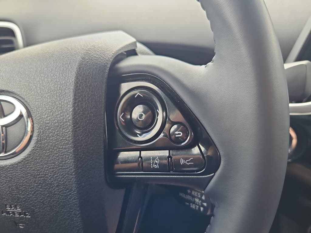 2020 Toyota Prius Prime view 10
