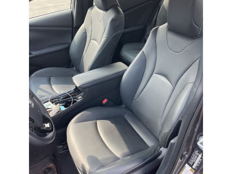 2020 Toyota Prius Prime view 9
