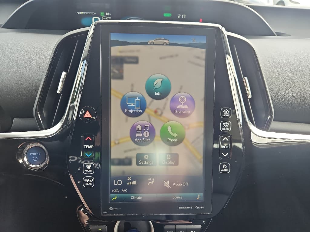 2020 Toyota Prius Prime view 13