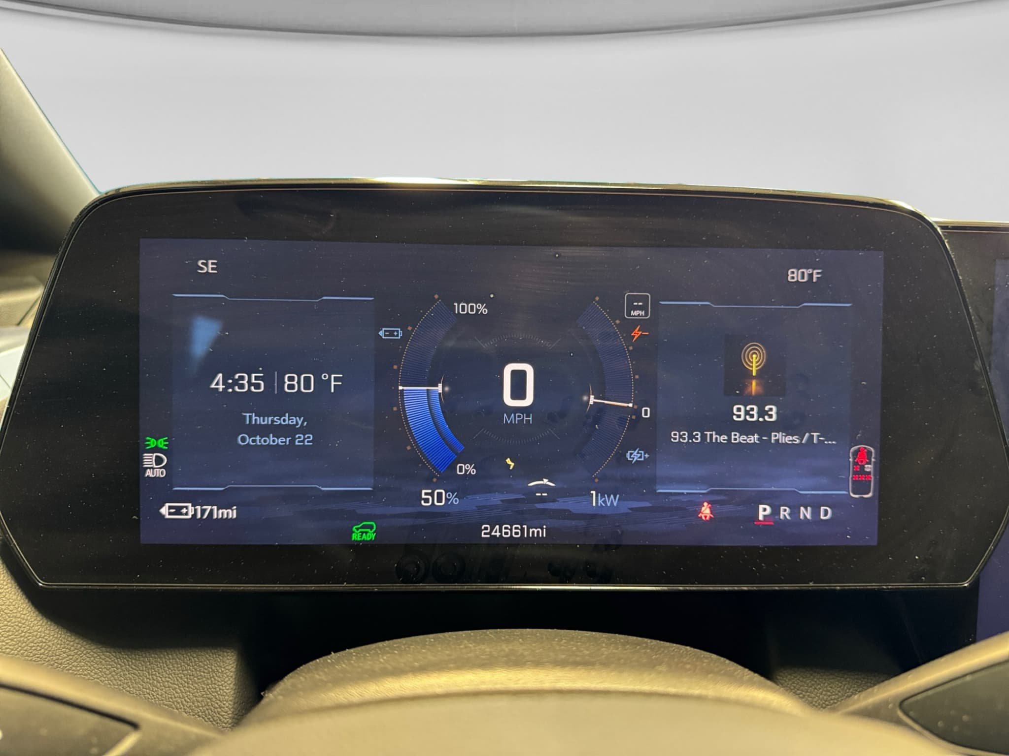 2025 Chevrolet Equinox EV view 9