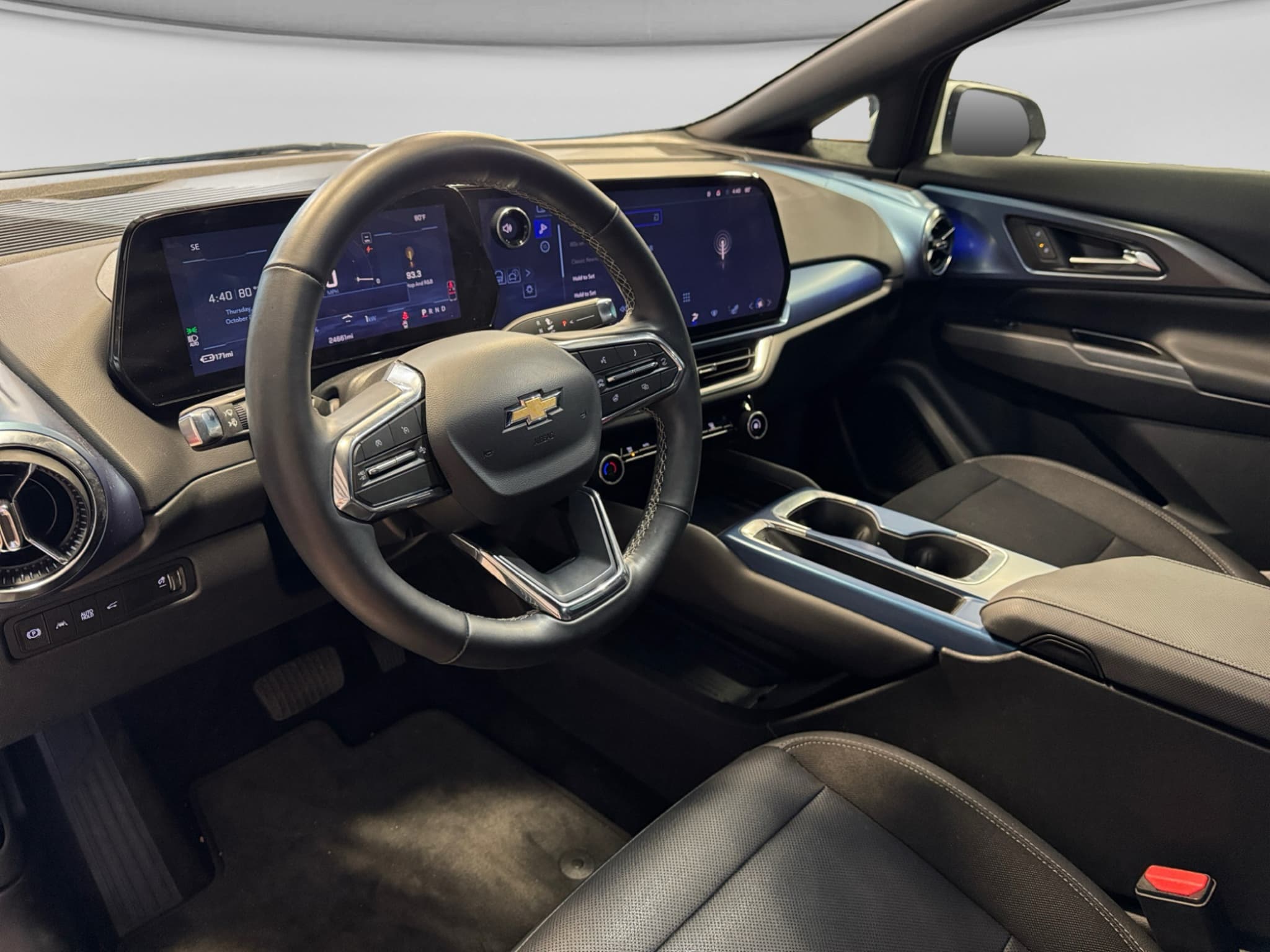 2025 Chevrolet Equinox EV view 17