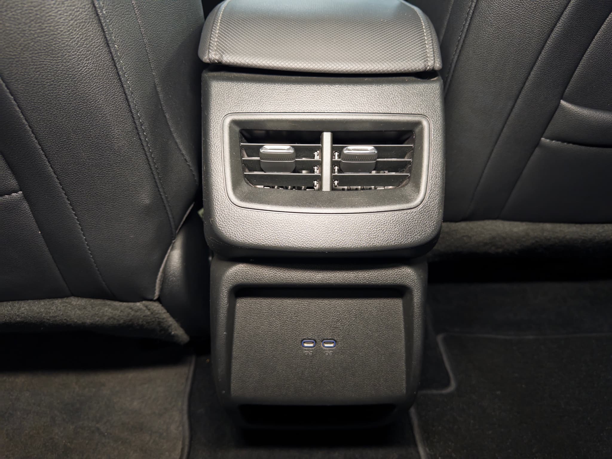 2025 Chevrolet Equinox EV view 20