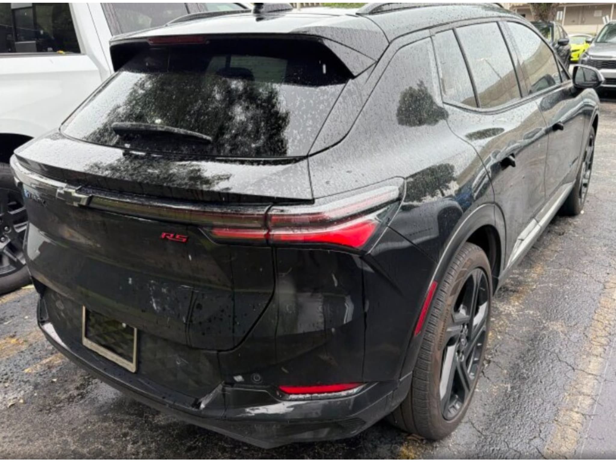2025 Chevrolet Equinox EV view 3