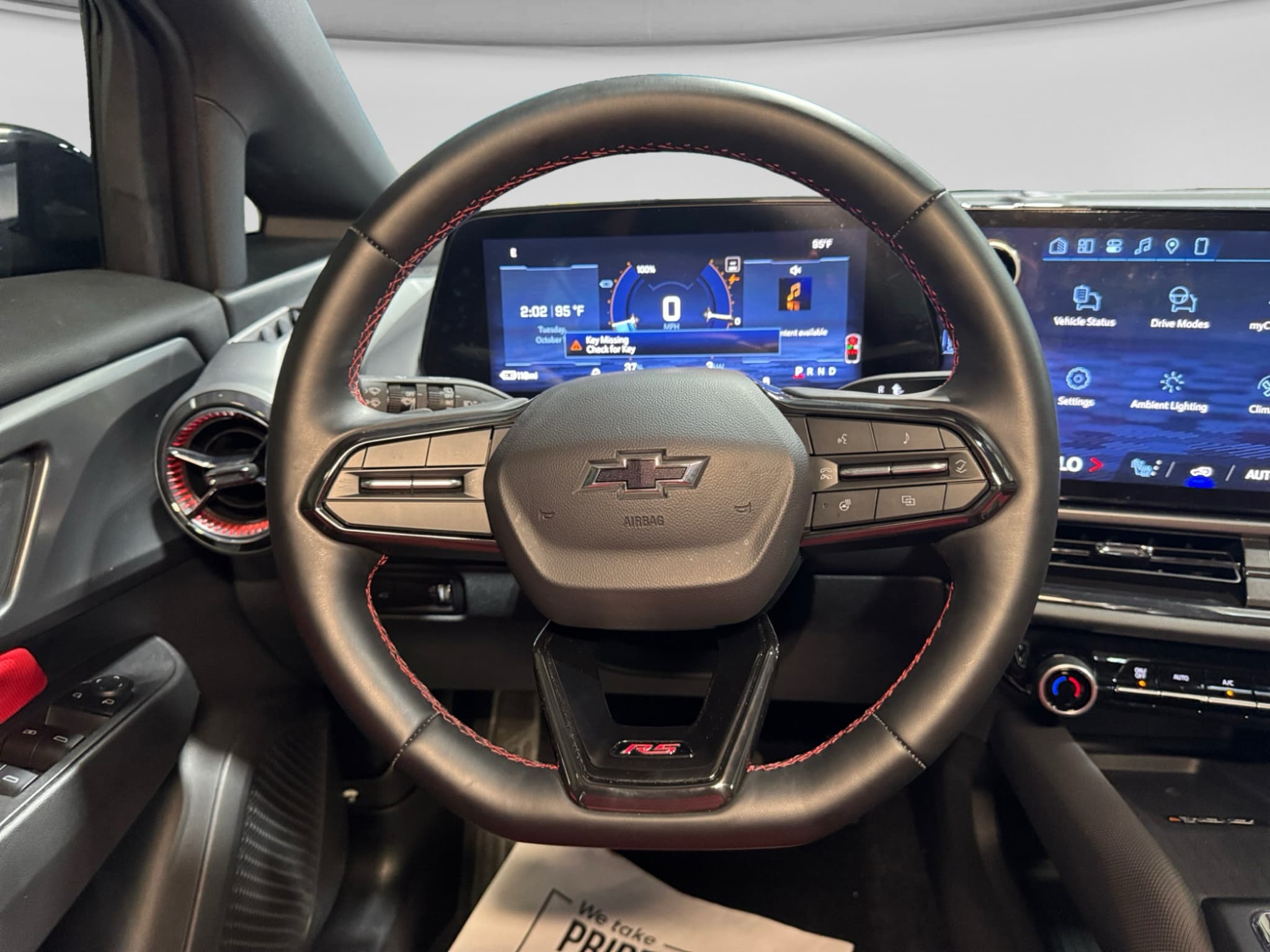 2025 Chevrolet Equinox EV view 8