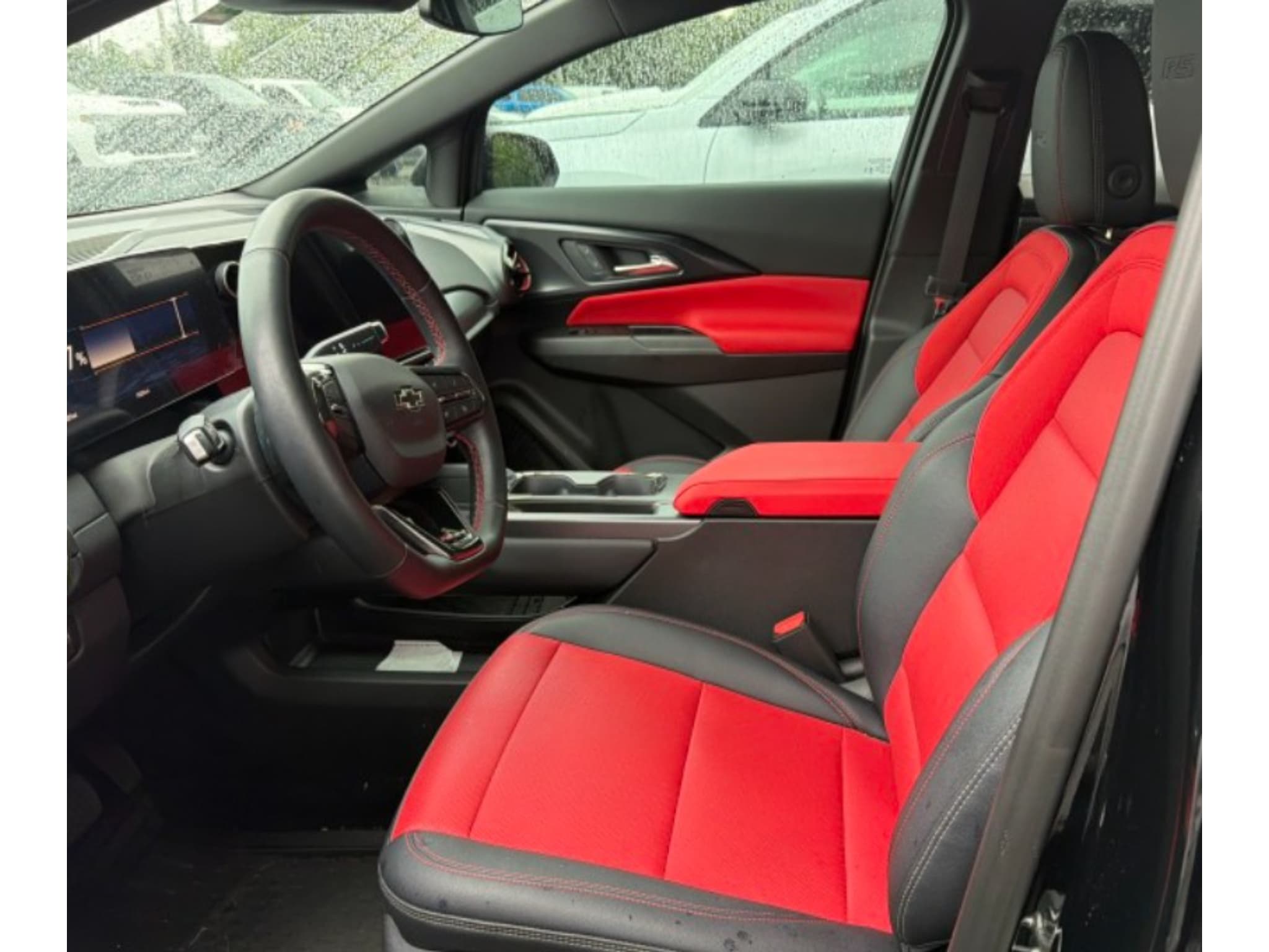 2025 Chevrolet Equinox EV view 5