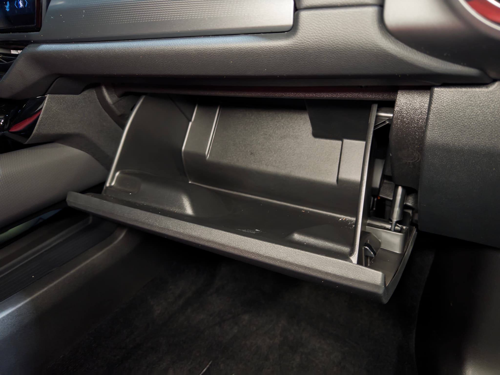 2025 Chevrolet Equinox EV view 20