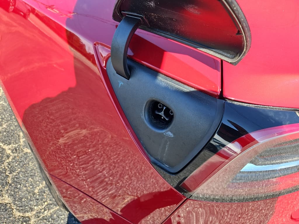 2018 Tesla Model 3 view 5