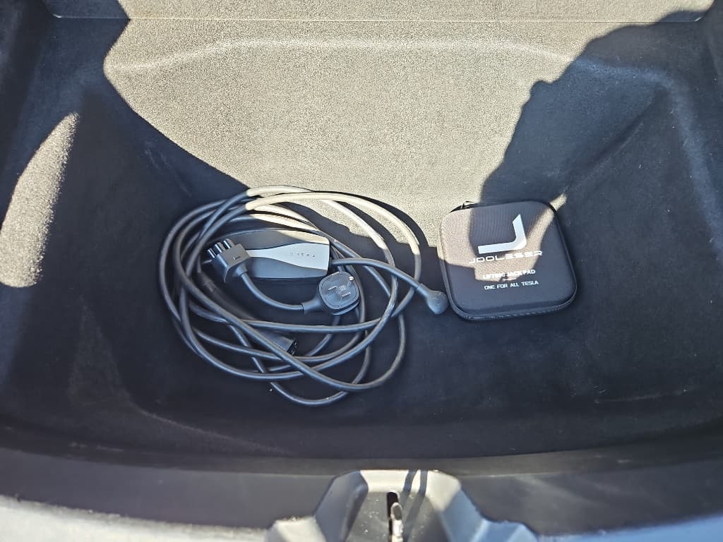 2018 Tesla Model 3 view 6