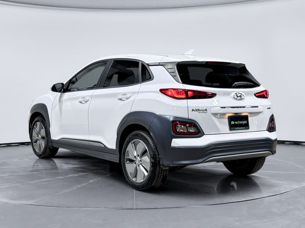 2021 Hyundai Kona EV view 2