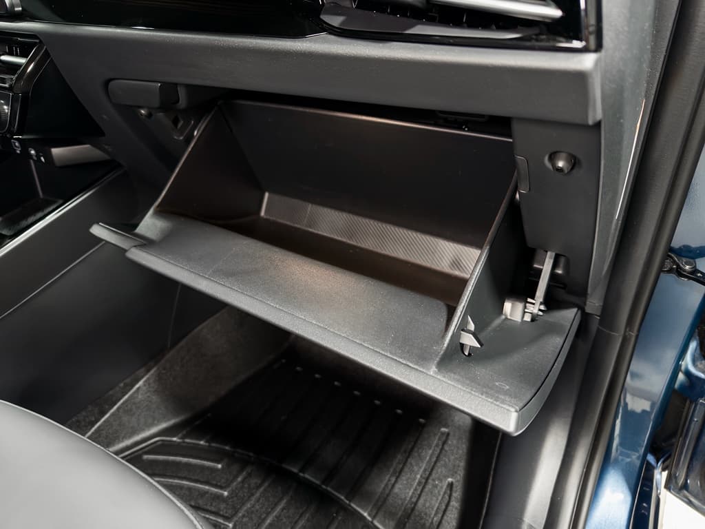 2025 Kia Niro EV view 22