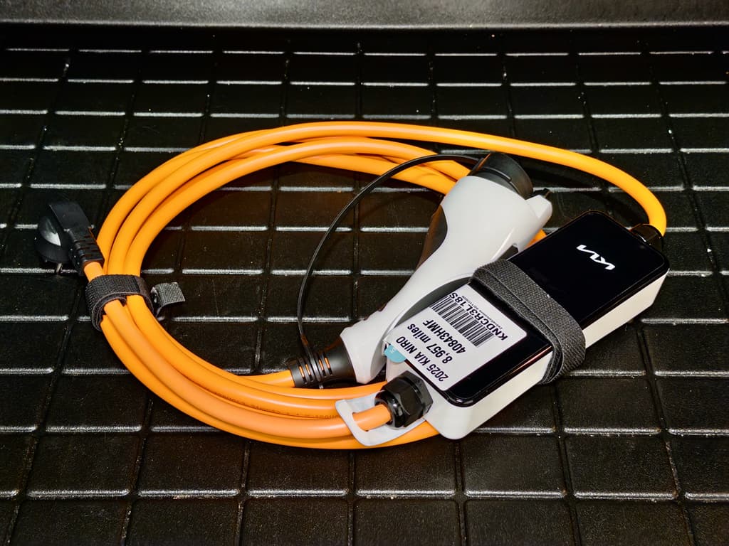 2025 Kia Niro EV view 6