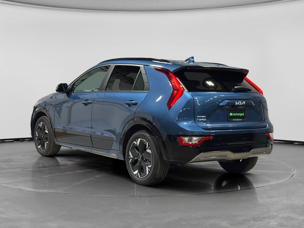 2025 Kia Niro EV view 2