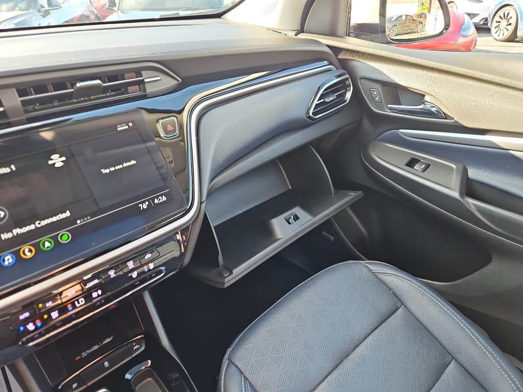 2022 Chevrolet Bolt EUV view 21