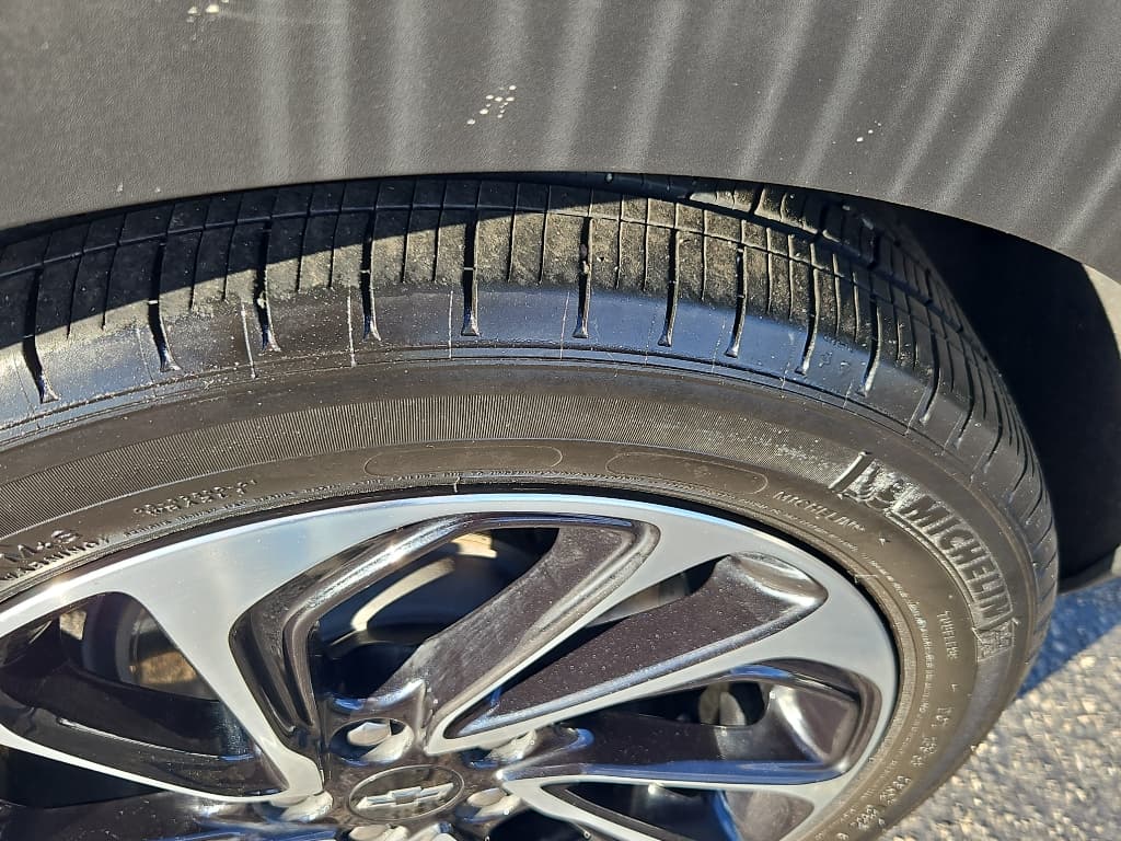 2022 Chevrolet Bolt EUV view 31