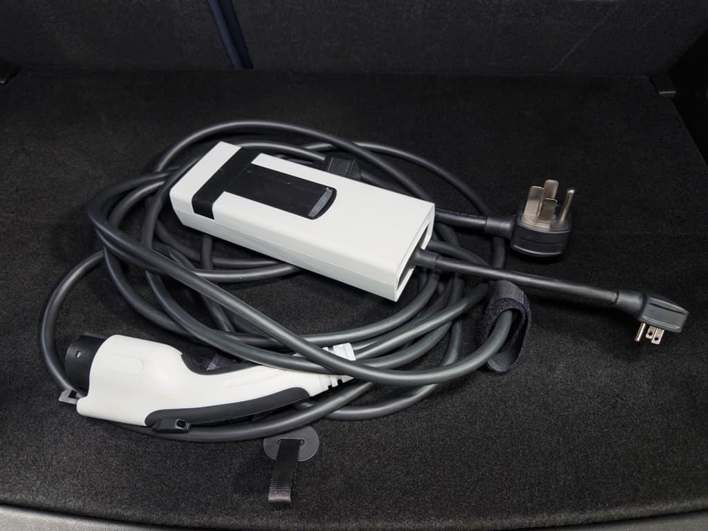 2022 Chevrolet Bolt EUV view 6