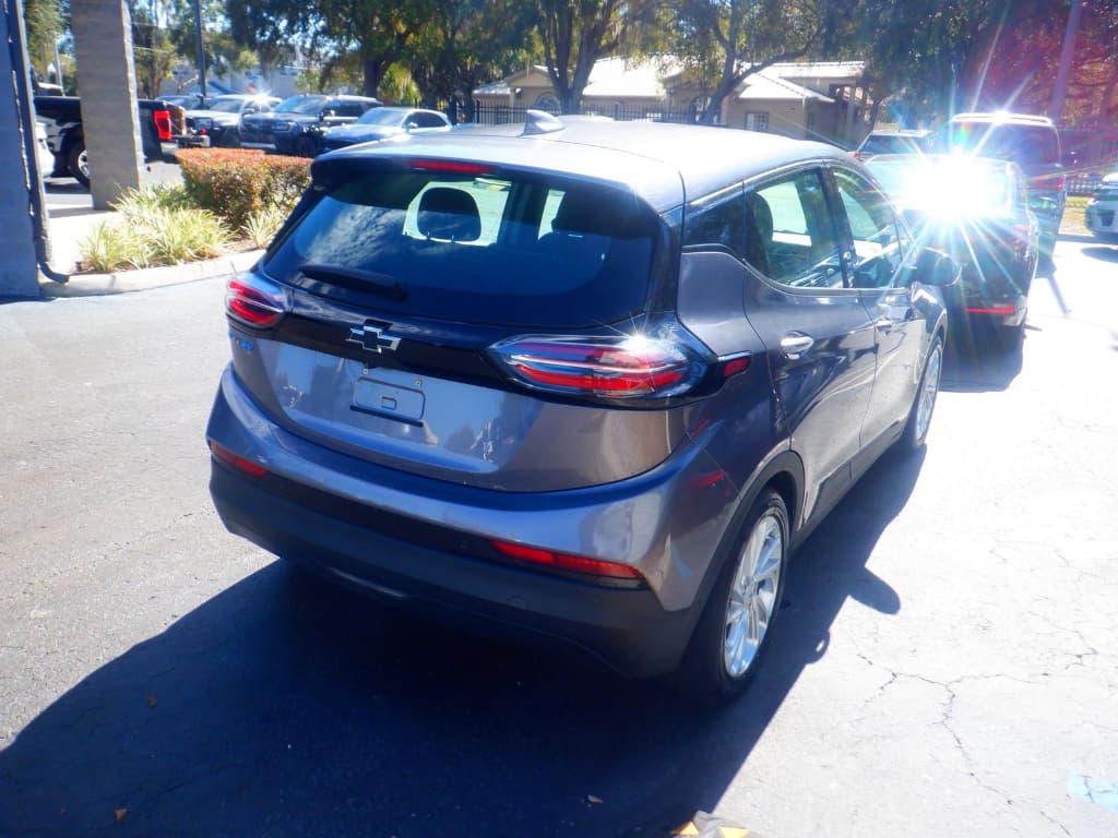 2023 Chevrolet Bolt EV view 3