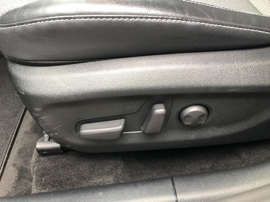 2022 Kia Niro EV view 7