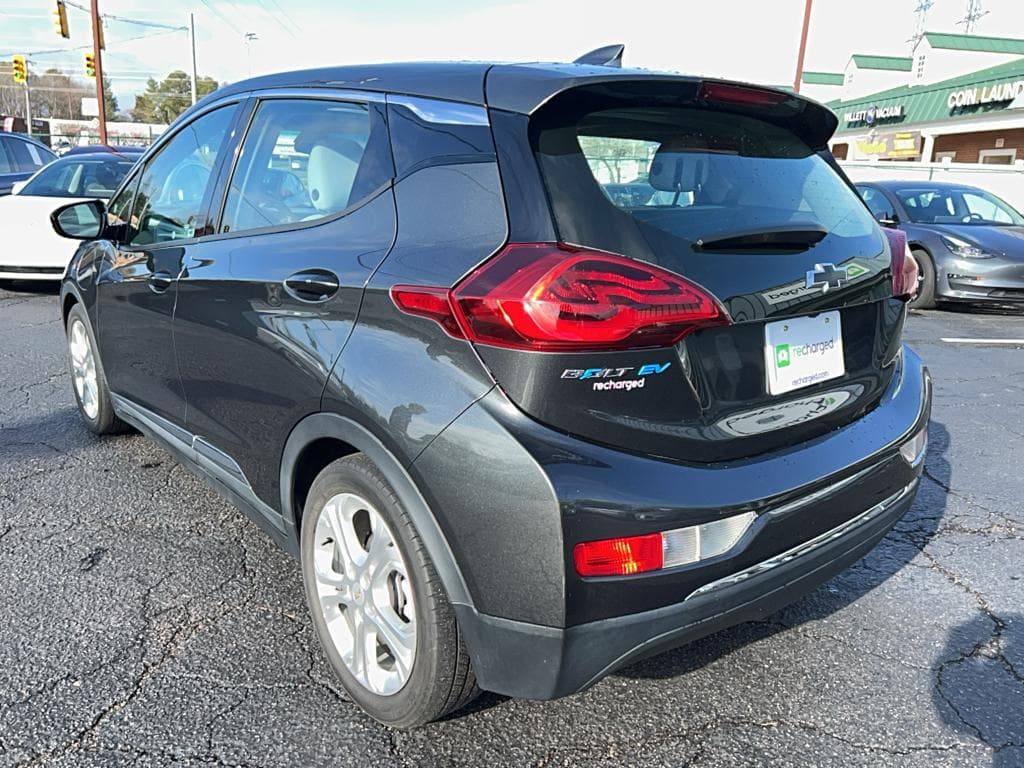 2018 Chevrolet Bolt EV view 2