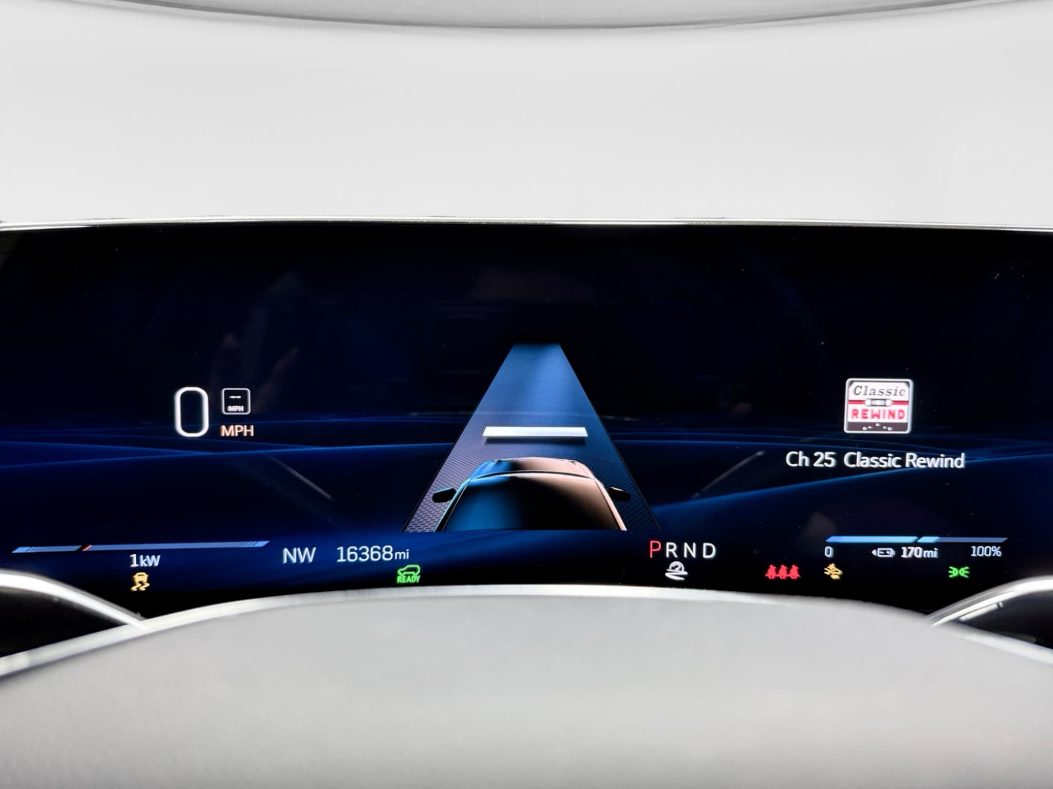 2024 Cadillac Lyriq view 10