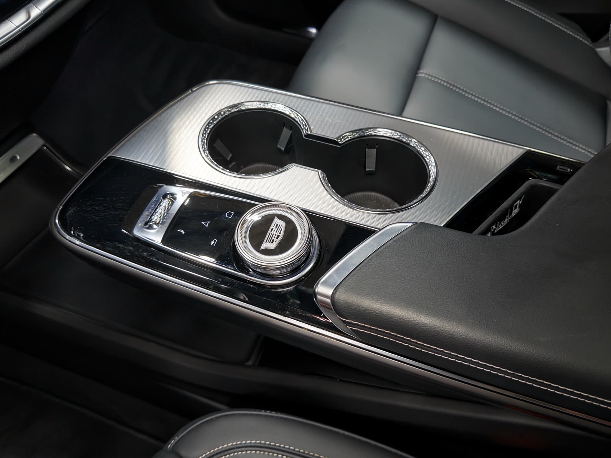 2024 Cadillac Lyriq view 20