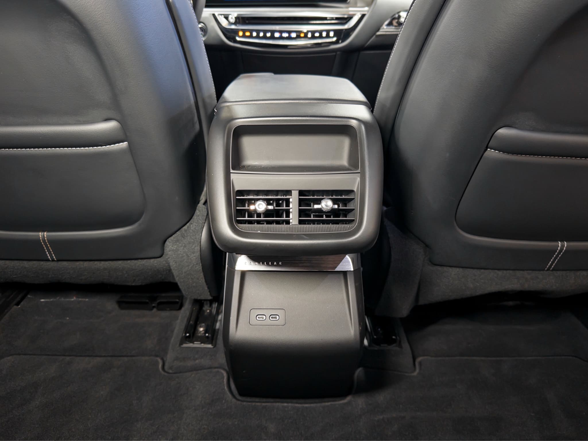 2024 Cadillac Lyriq view 22