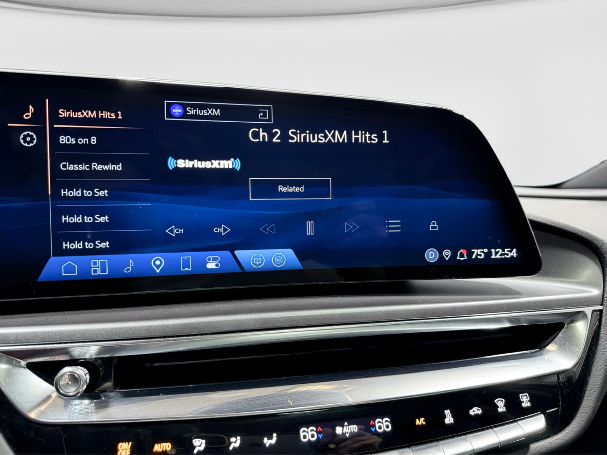 2024 Cadillac Lyriq view 13