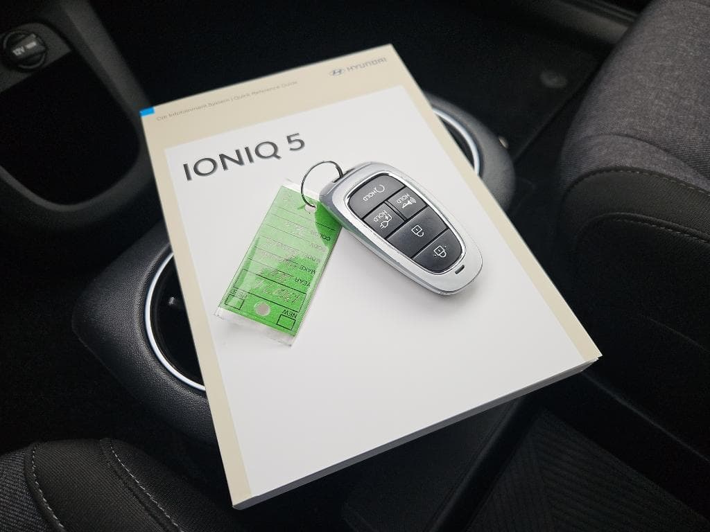 2023 Hyundai IONIQ 5 view 18