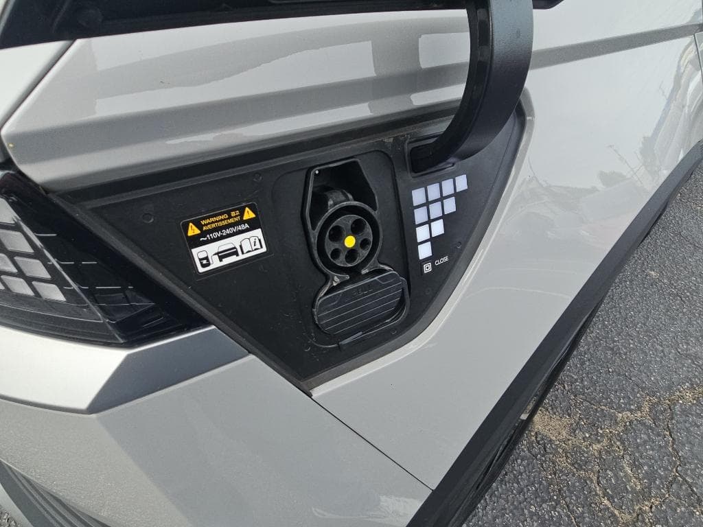 2023 Hyundai IONIQ 5 view 5