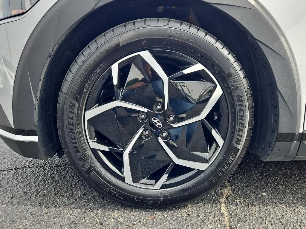 2023 Hyundai IONIQ 5 view 24
