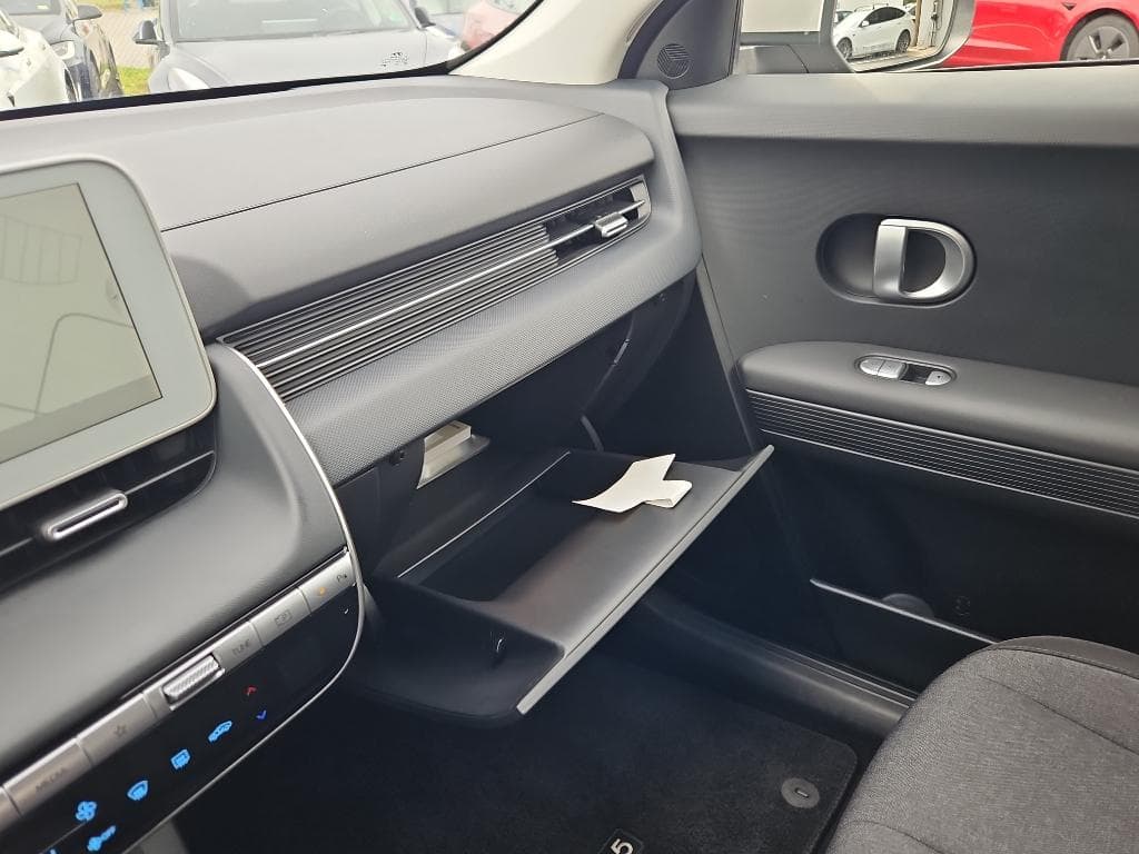 2023 Hyundai IONIQ 5 view 19