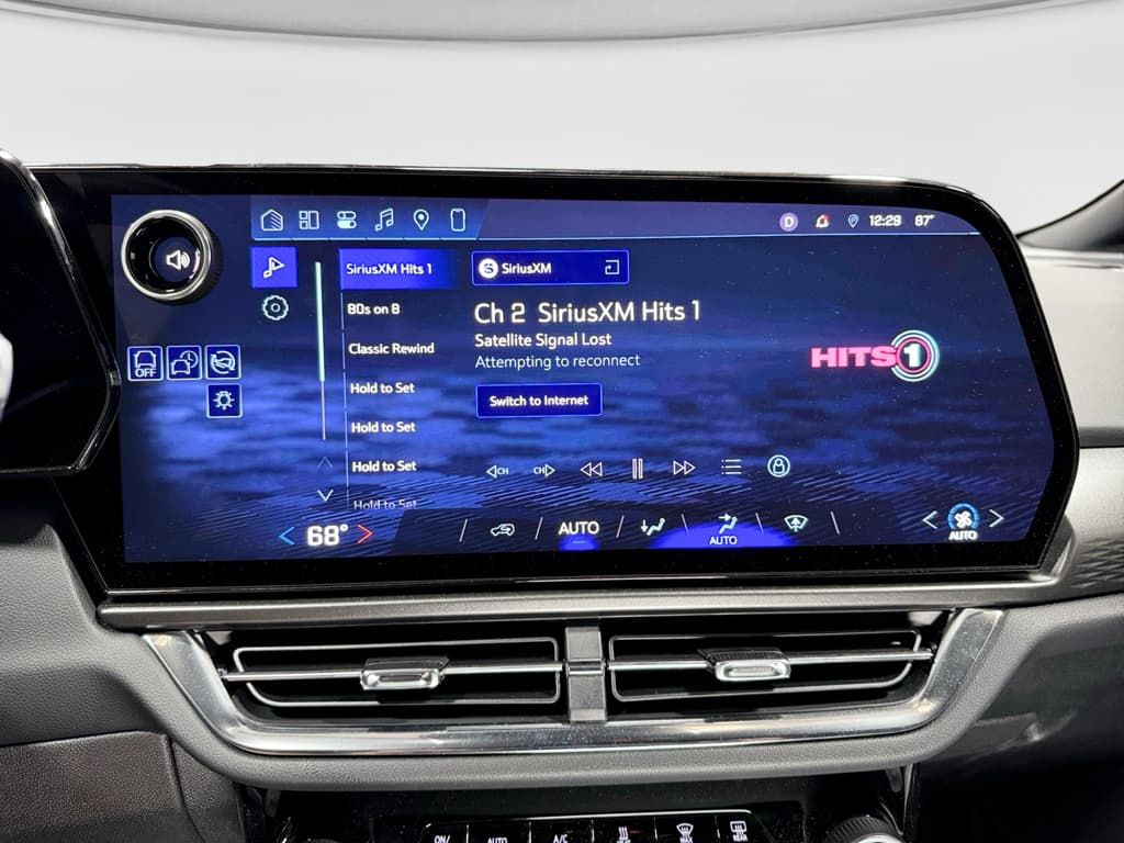 2026 Chevrolet Equinox EV view 13
