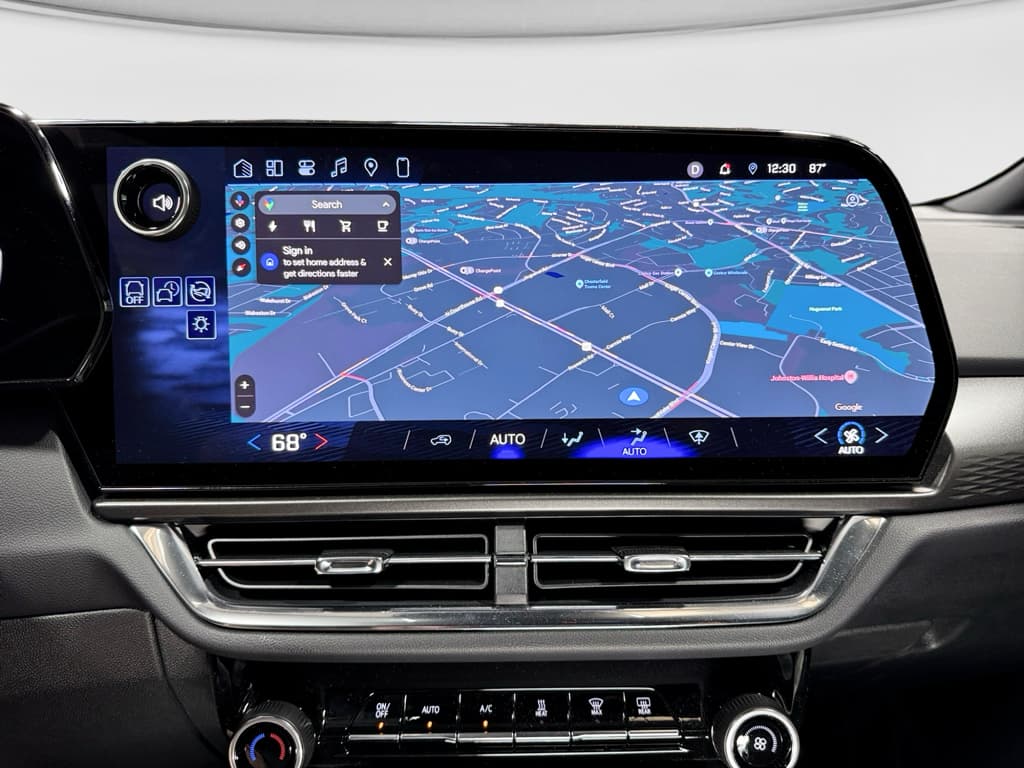 2026 Chevrolet Equinox EV view 11