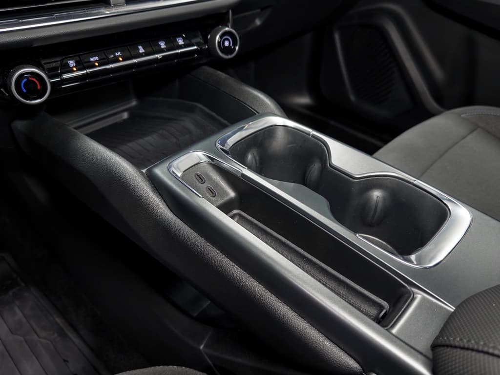 2026 Chevrolet Equinox EV view 20