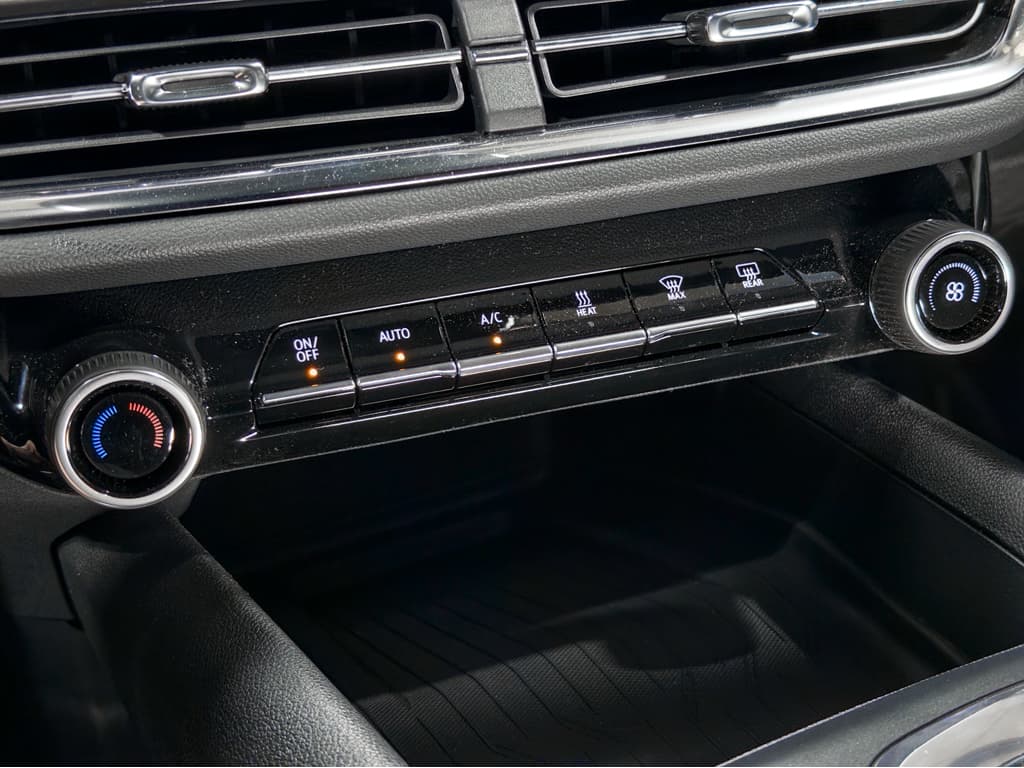 2026 Chevrolet Equinox EV view 16