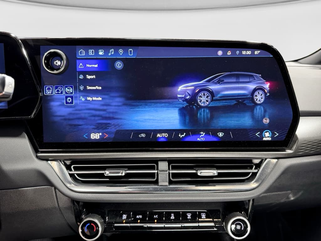 2026 Chevrolet Equinox EV view 12