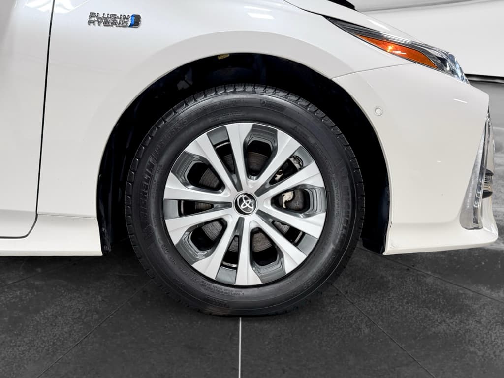 2020 Toyota Prius Prime view 33