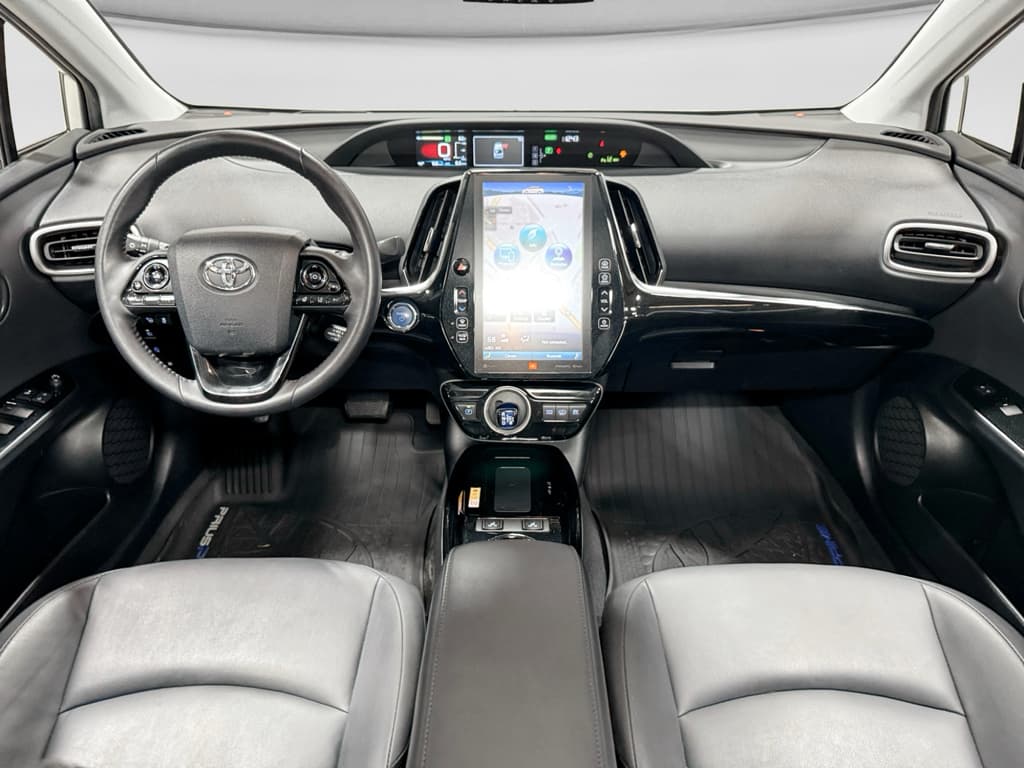 2020 Toyota Prius Prime view 17