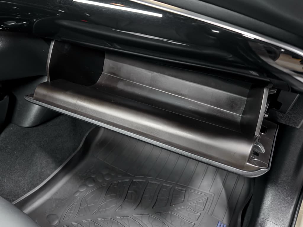 2020 Toyota Prius Prime view 21